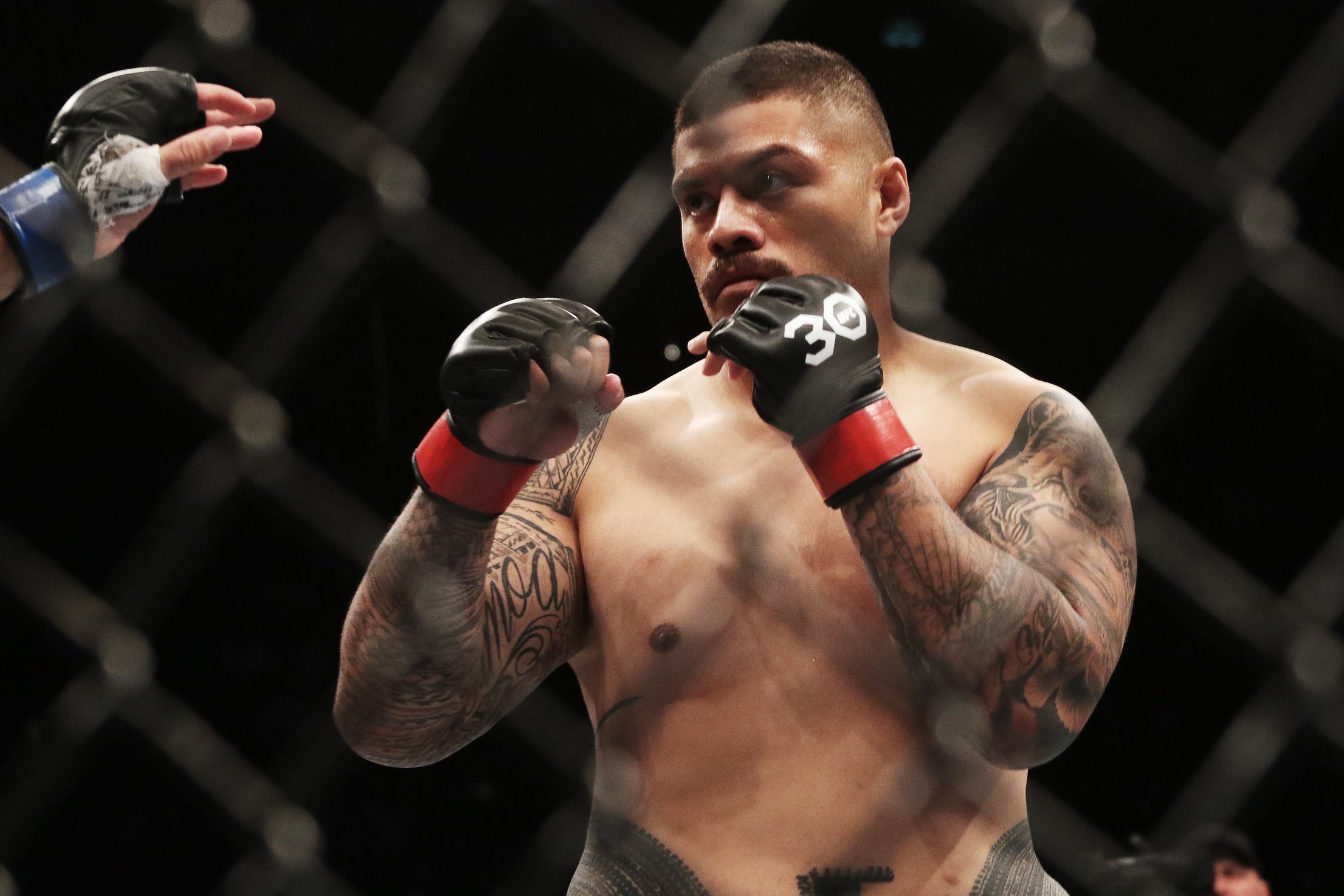 Justin Tafa vs Louie Sutherland Picks and Predictions for Saturday September 27 2025