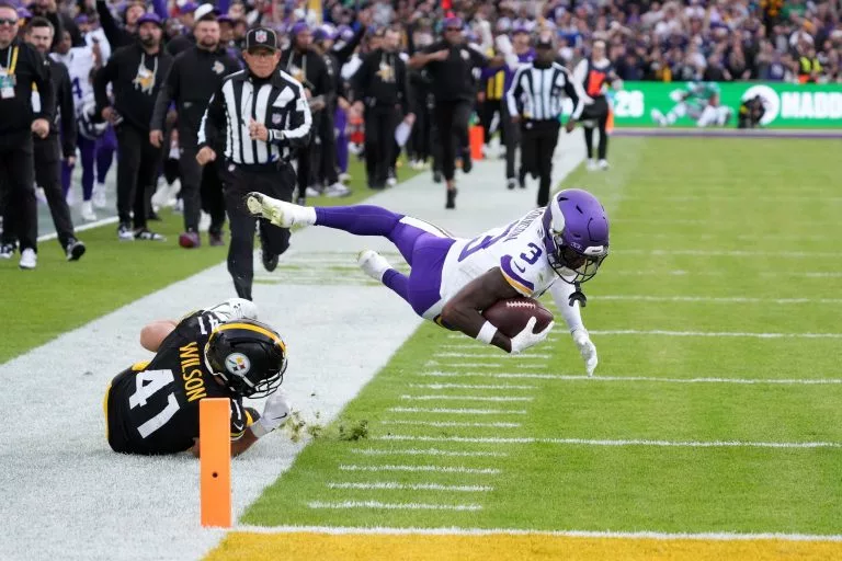 Minnesota Vikings vs Dallas Cowboys Picks, Prediction, Odds, and Line Movement for December 14 2025