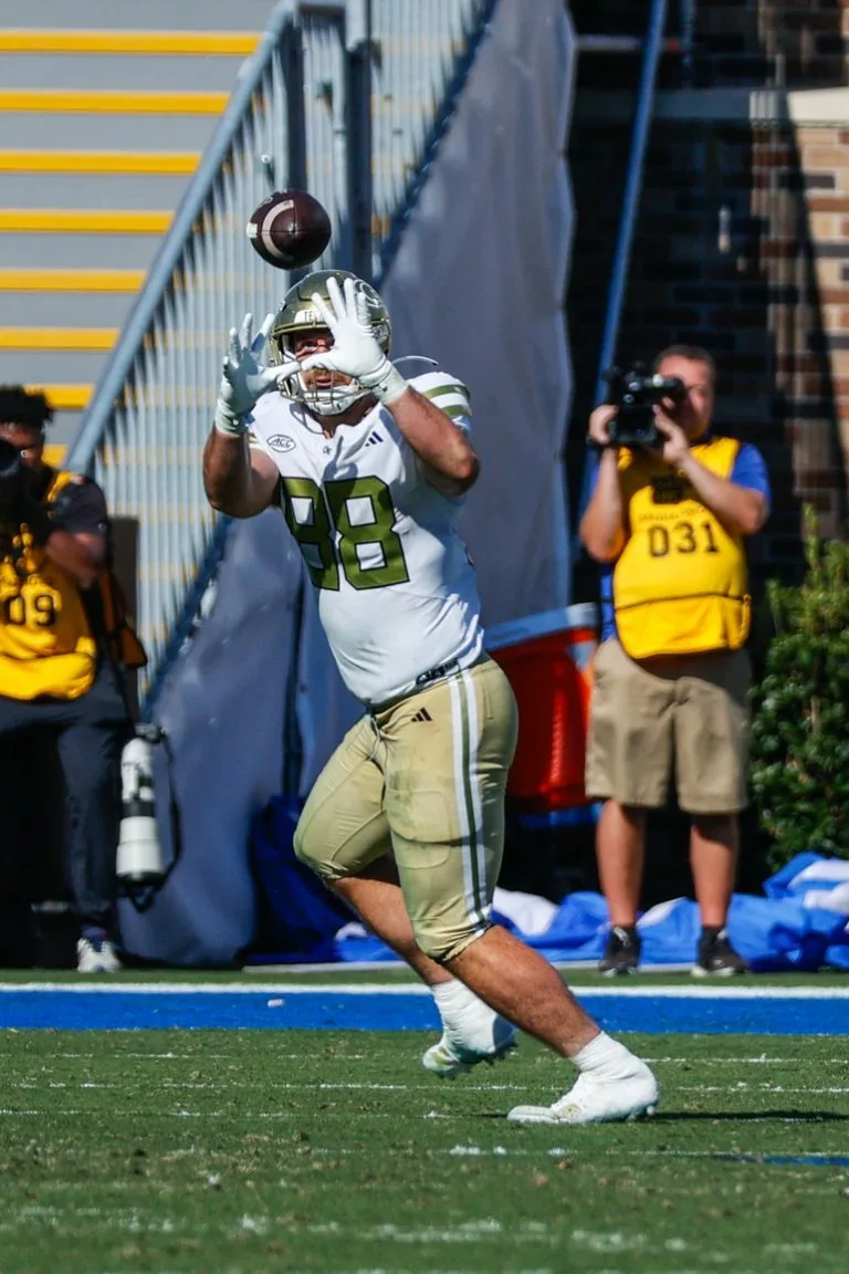 Syracuse vs Georgia Tech Picks & Predictions for Saturday, October 25, 2025