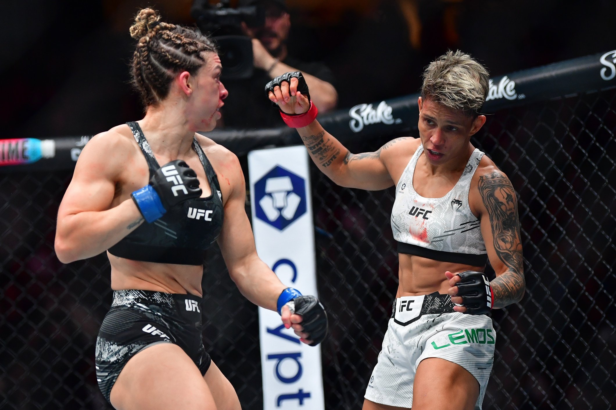 Virna Jandiroba vs Mackenzie Dern Picks and Predictions for Saturday October 25 2025