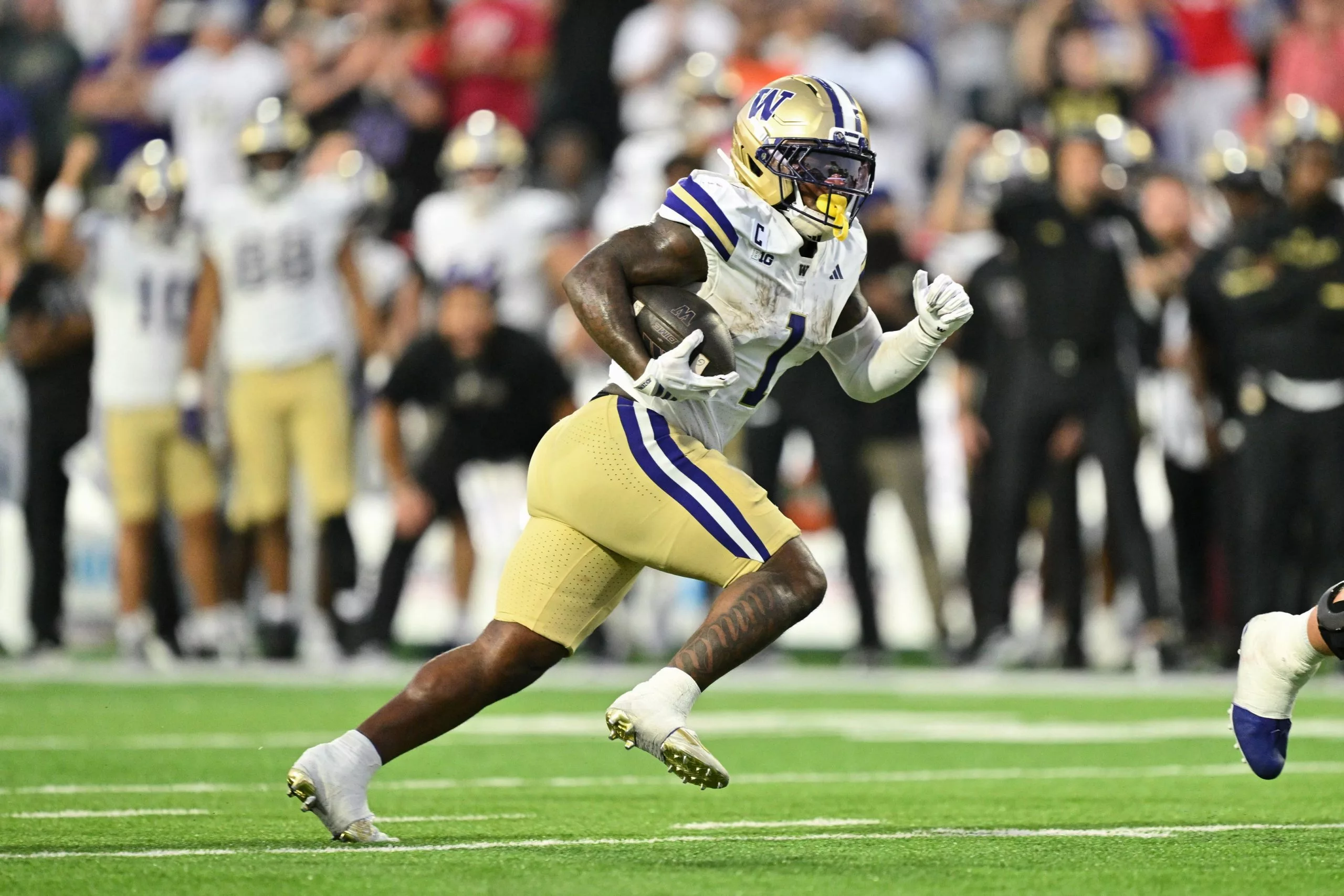 Illinois vs. Washington Picks and Prediction for Saturday, October 25, 2025