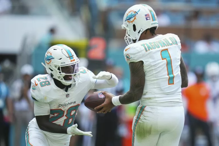Cincinnati Bengals vs Miami Dolphins Picks, Prediction, Odds, and Line Movement for Sunday December 21 2025