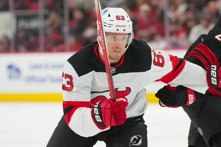 New Jersey Devils vs Los Angeles Kings Picks and Prediction for Saturday, November 1, 2025