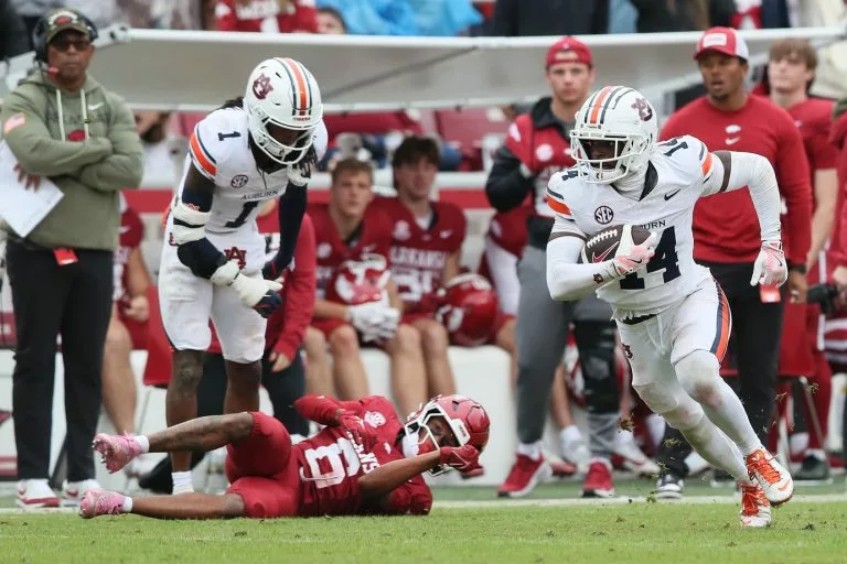 Kentucky vs. Auburn Picks and Prediction for Saturday, November 1, 2025