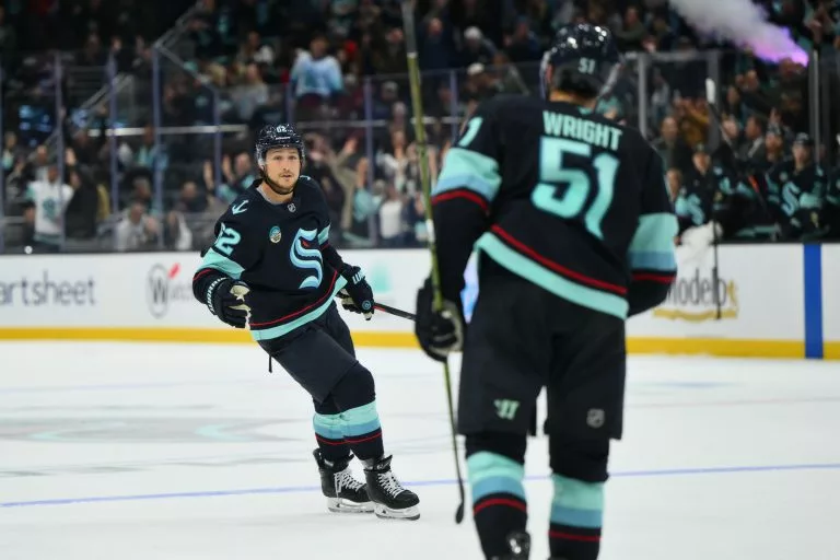 Chicago Blackhawks vs Seattle Kraken Pick & Prediction for Monday, November 3, 2025