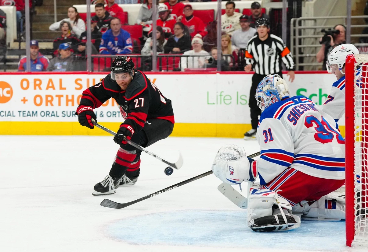 New York Rangers vs Carolina Hurricanes Picks & Prediction for Wednesday, November 26, 2025