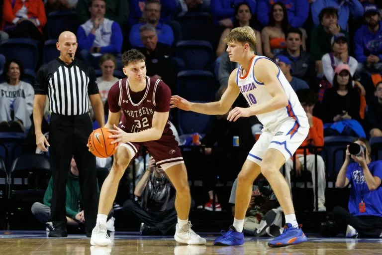 Southern Illinois vs Memphis Picks and Predictions for Wednesday, November 26, 2025