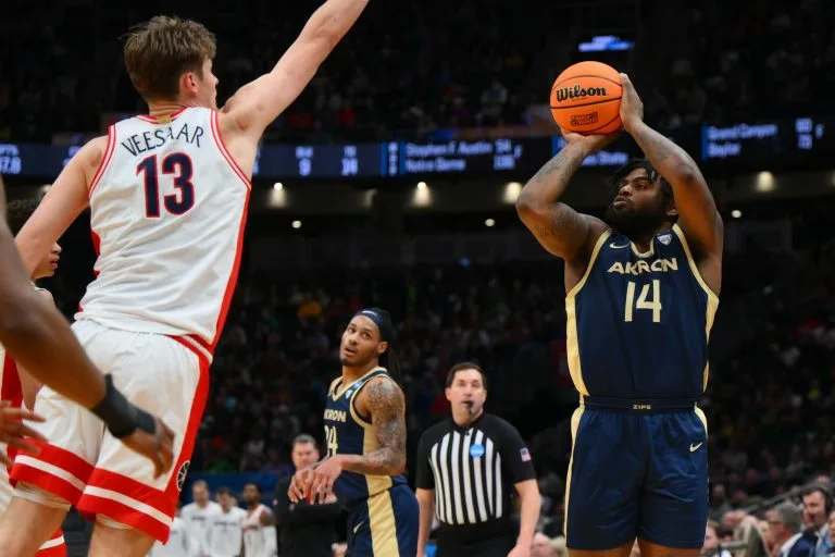Akron vs Evansville Picks and Predictions for Sunday, November 23, 2025