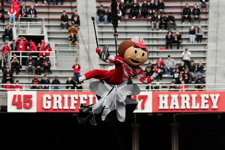 College Football Parlay For Saturday 11/8/25