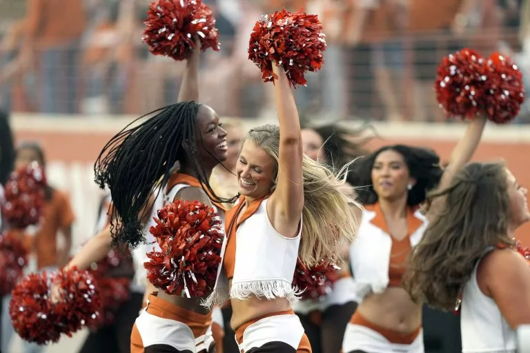 Arkansas at Texas — Picks & Prediction for Saturday, November 22, 2025
