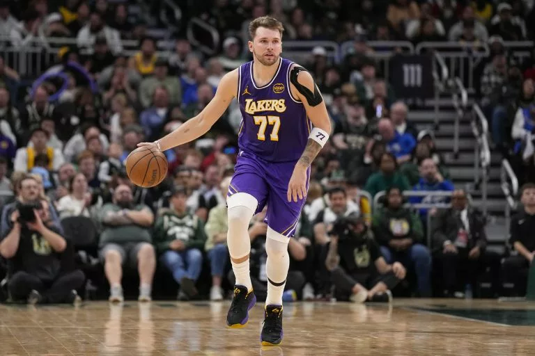 Utah Jazz at Los Angeles Lakers Picks and Predictions for Tuesday, November 18, 2025