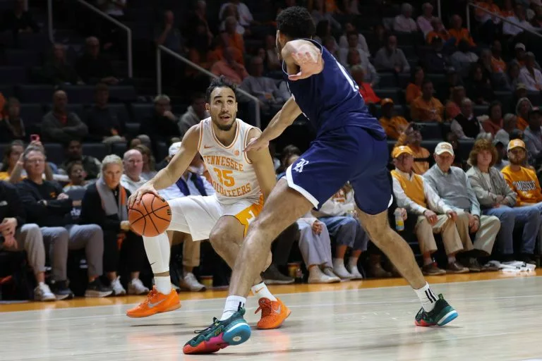 Gardner-Webb vs Tennessee Picks and Predictions for Sunday, December 21, 2025