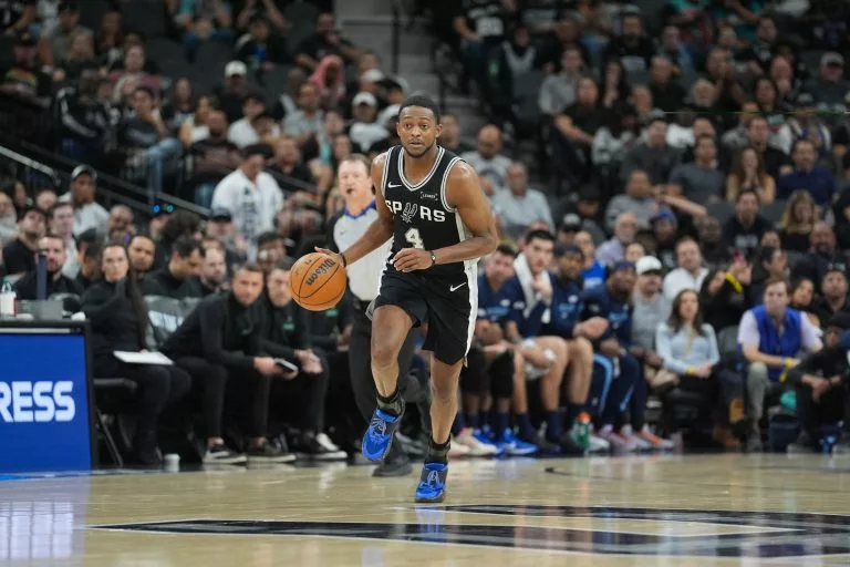 Atlanta Hawks vs San Antonio Spurs Picks and Prediction for Thursday November 20 2025