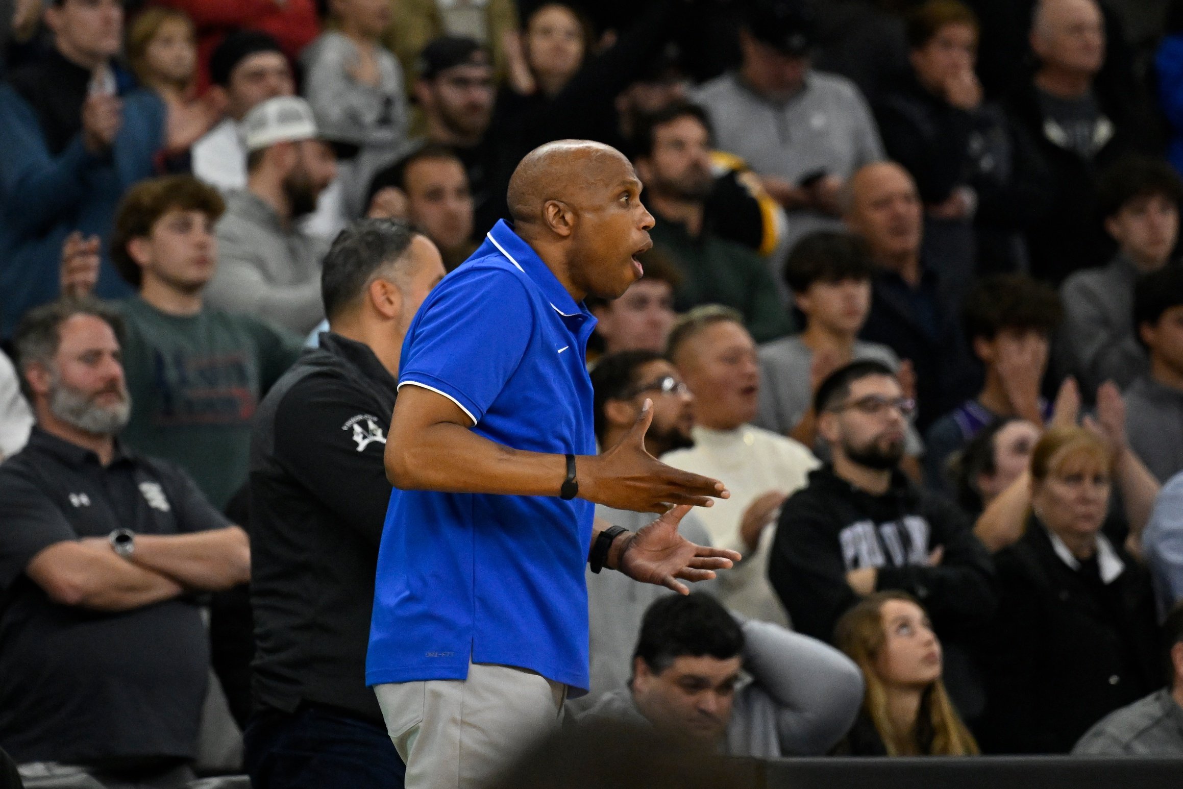 Central Connecticut vs Quinnipiac Picks & Prediction for Thursday, November 6, 2025