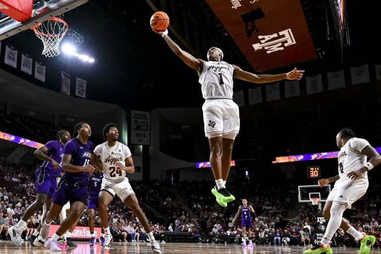 Abilene Christian vs Arizona Picks & Predictions for Tuesday December 16 2025