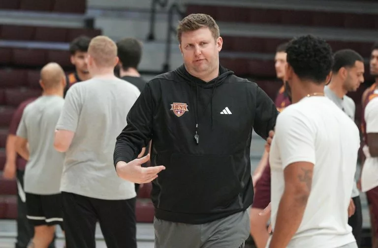 Quinnipiac vs Iona Picks and Predictions for Friday December 5, 2025