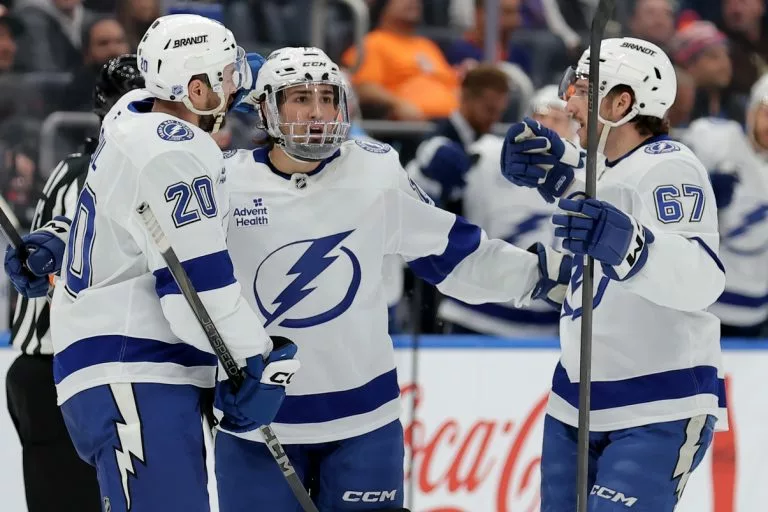 Pittsburgh Penguins vs Tampa Bay Lightning Picks and Predictions for Thursday December 4 2025