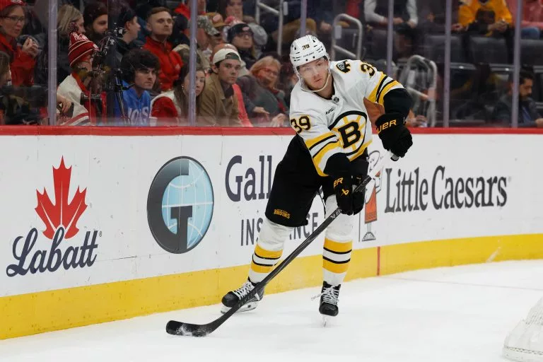 St. Louis Blues vs Boston Bruins Picks and Predictions for Thursday December 4 2025