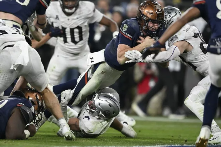 Navy Midshipmen vs Cincinnati Bearcats Picks and Predictions for Friday, January 2, 2026