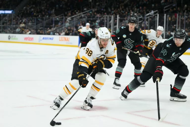 Calgary Flames vs Boston Bruins Picks & Predictions for Thursday January 8, 2026