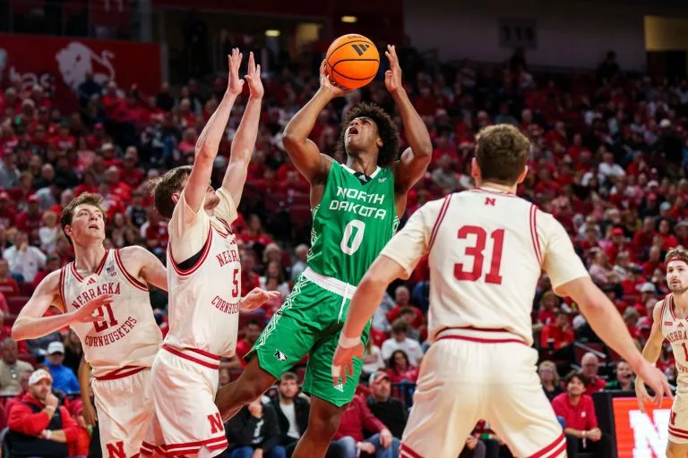 North Dakota Fighting Hawks vs North Dakota State Bison Picks and Predictions for Sunday March 8 2026